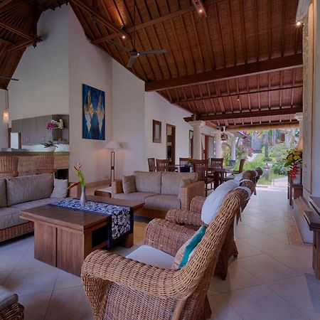 יוגיאקרטה Kutus Kutus Saba Beach Villa מראה חיצוני תמונה