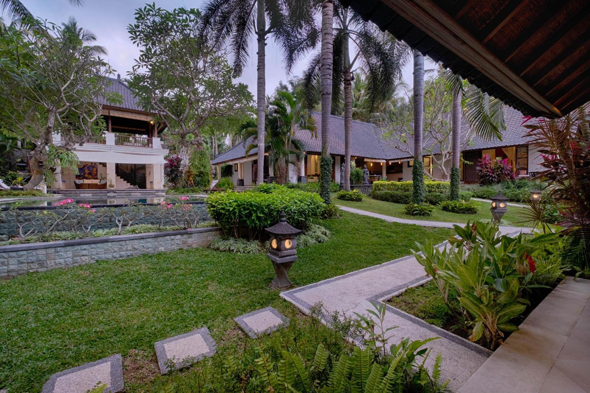 יוגיאקרטה Kutus Kutus Saba Beach Villa מראה חיצוני תמונה