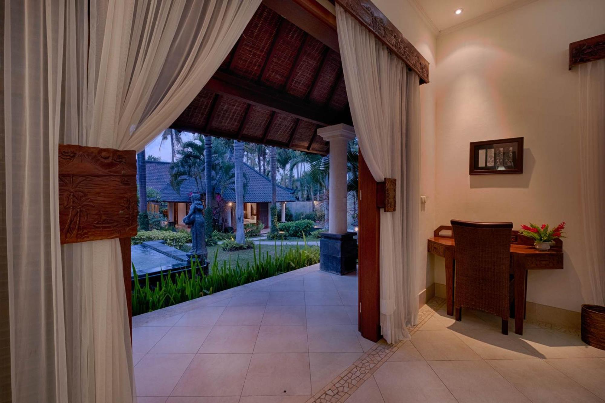 יוגיאקרטה Kutus Kutus Saba Beach Villa מראה חיצוני תמונה